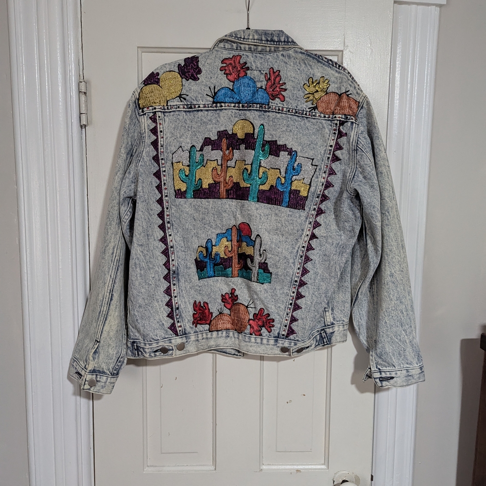 Beautiful Vintage Handpainted By Uma Denim Jacket With Desert Design. - Picture 5 of 9